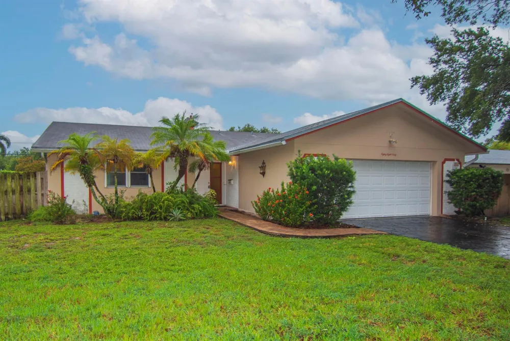 8860 SW 49TH STREET Cooper City, FL 33328