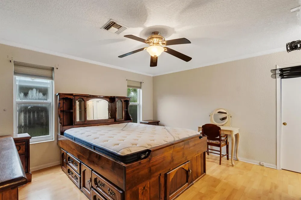 8860 SW 49TH STREET Cooper City, FL 33328