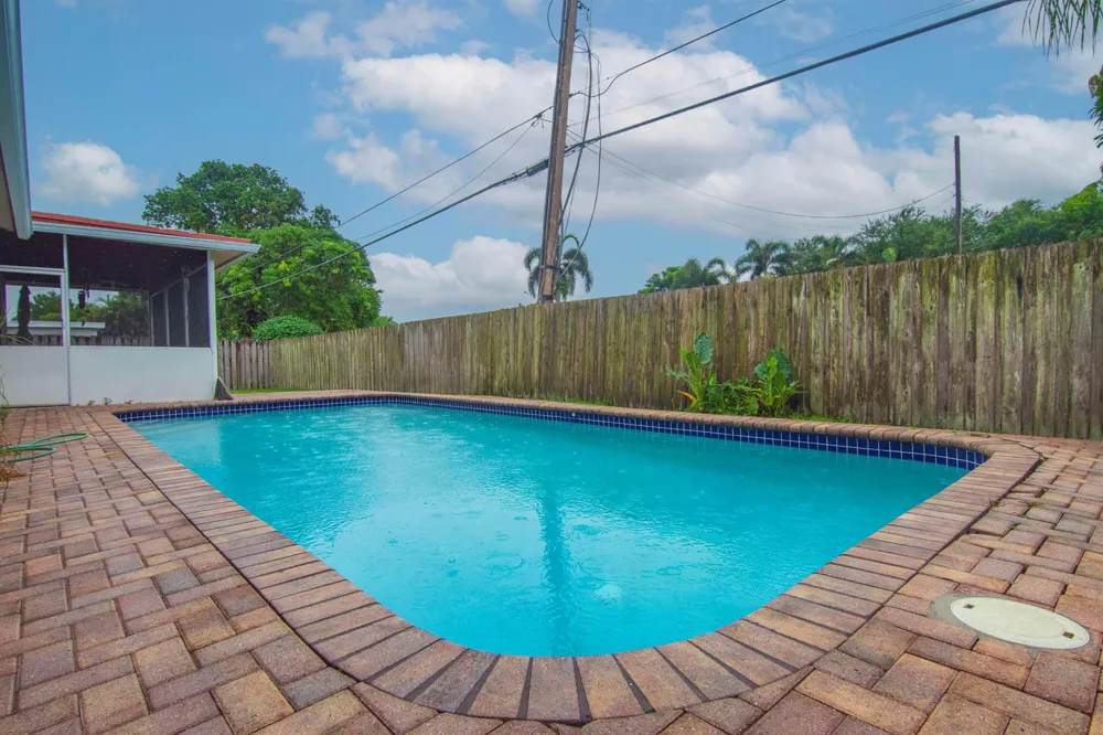 8860 SW 49TH STREET Cooper City, FL 33328