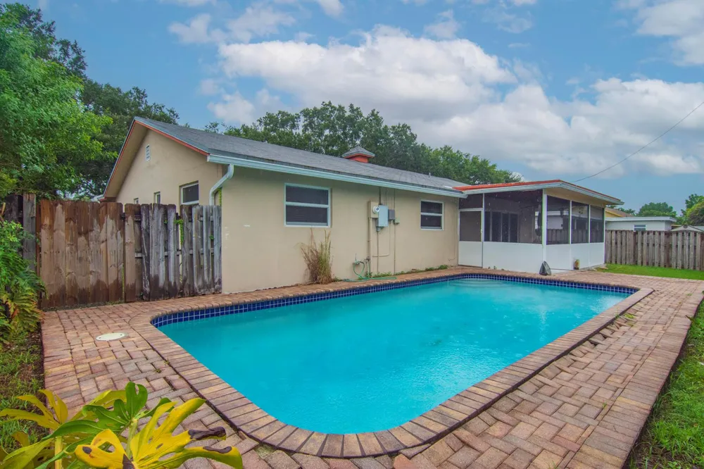 8860 SW 49TH STREET Cooper City, FL 33328