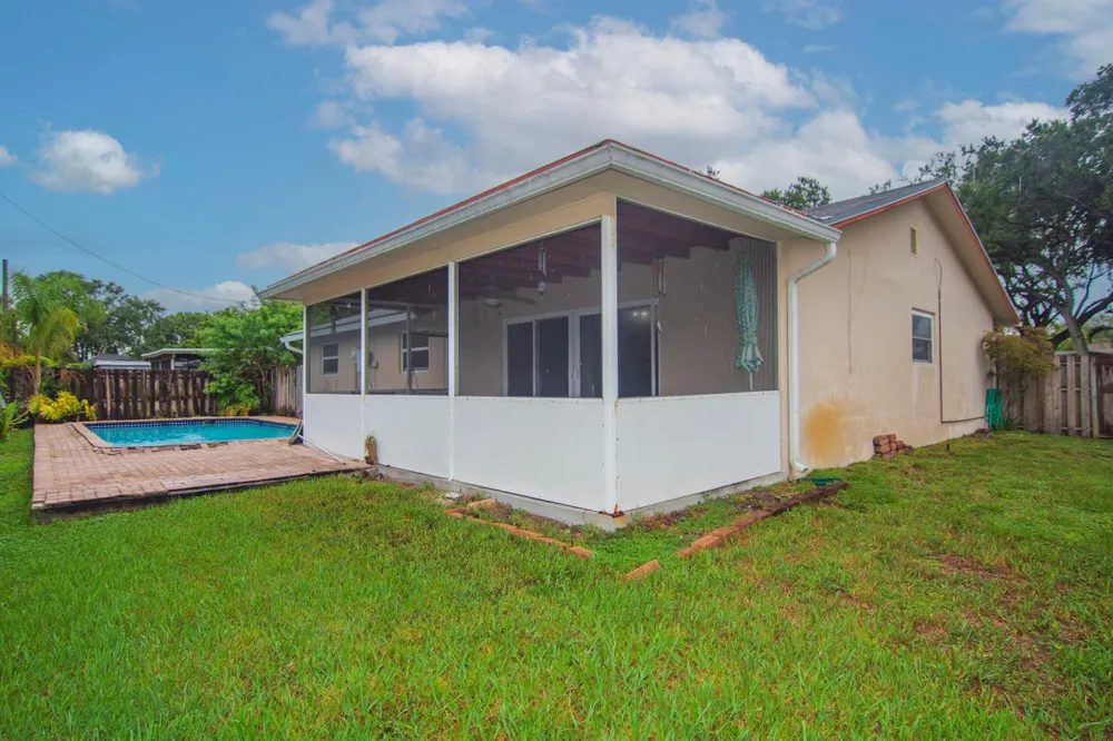 8860 SW 49TH STREET Cooper City, FL 33328