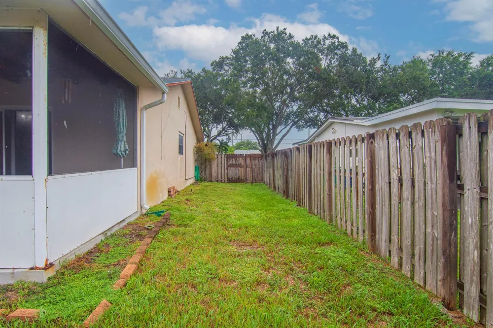 8860 SW 49TH STREET Cooper City, FL 33328