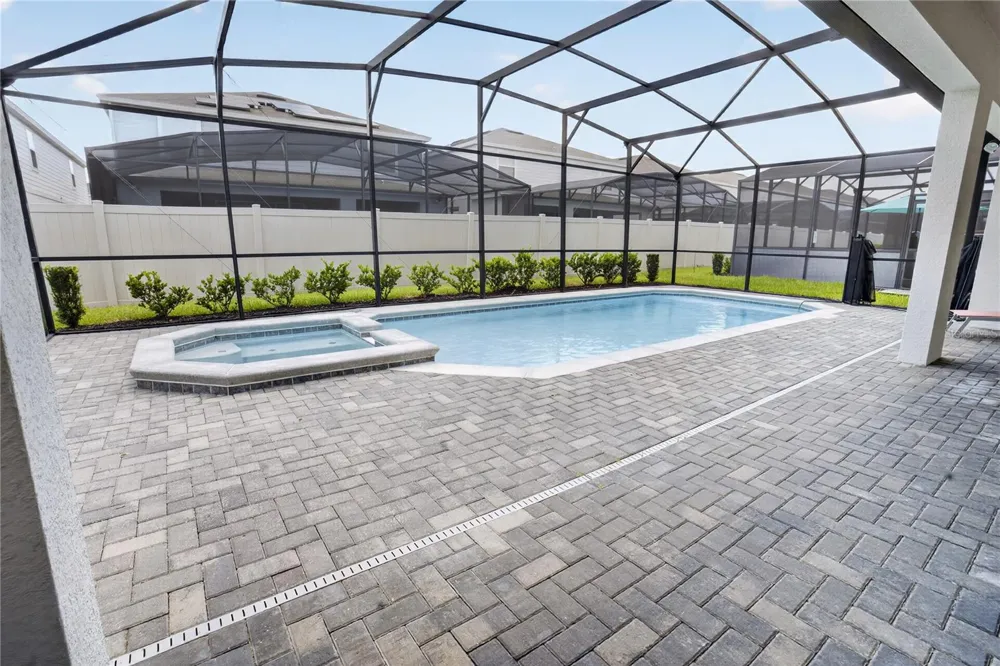2127 LELANI CIRCLE Davenport, FL 33897
