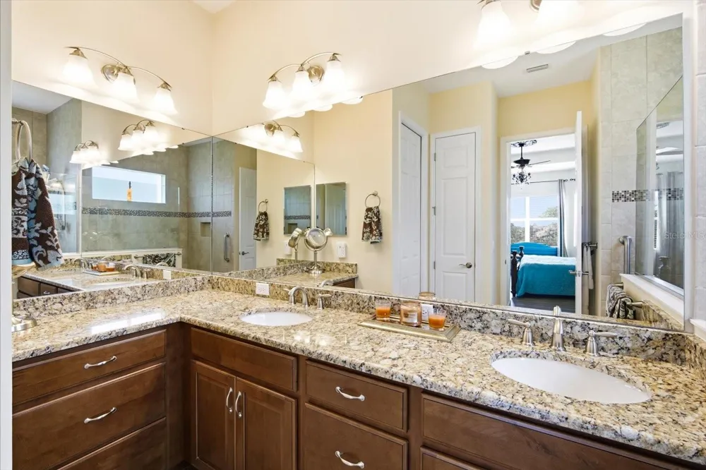 1823 PACIFIC DUNES DRIVE Sun City Center, FL 33573
