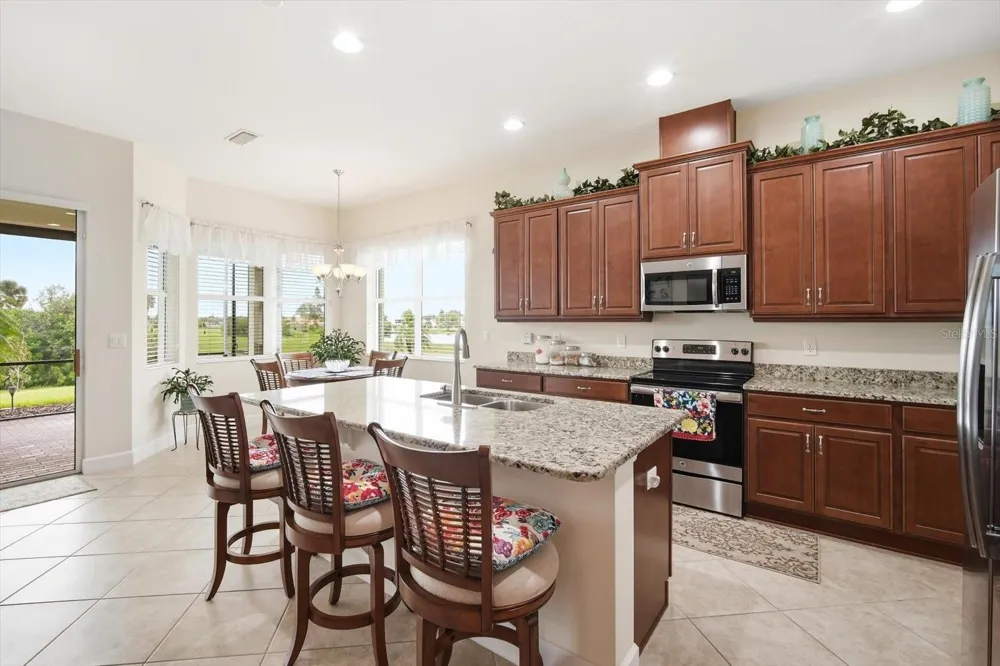 1823 PACIFIC DUNES DRIVE Sun City Center, FL 33573
