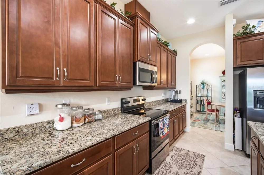 1823 PACIFIC DUNES DRIVE Sun City Center, FL 33573