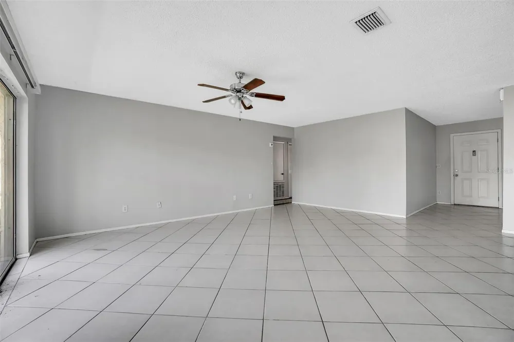 10626 DEERGRASS LANE Orlando, FL 32821
