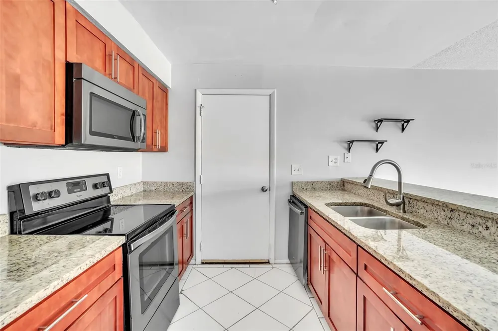 10626 DEERGRASS LANE Orlando, FL 32821