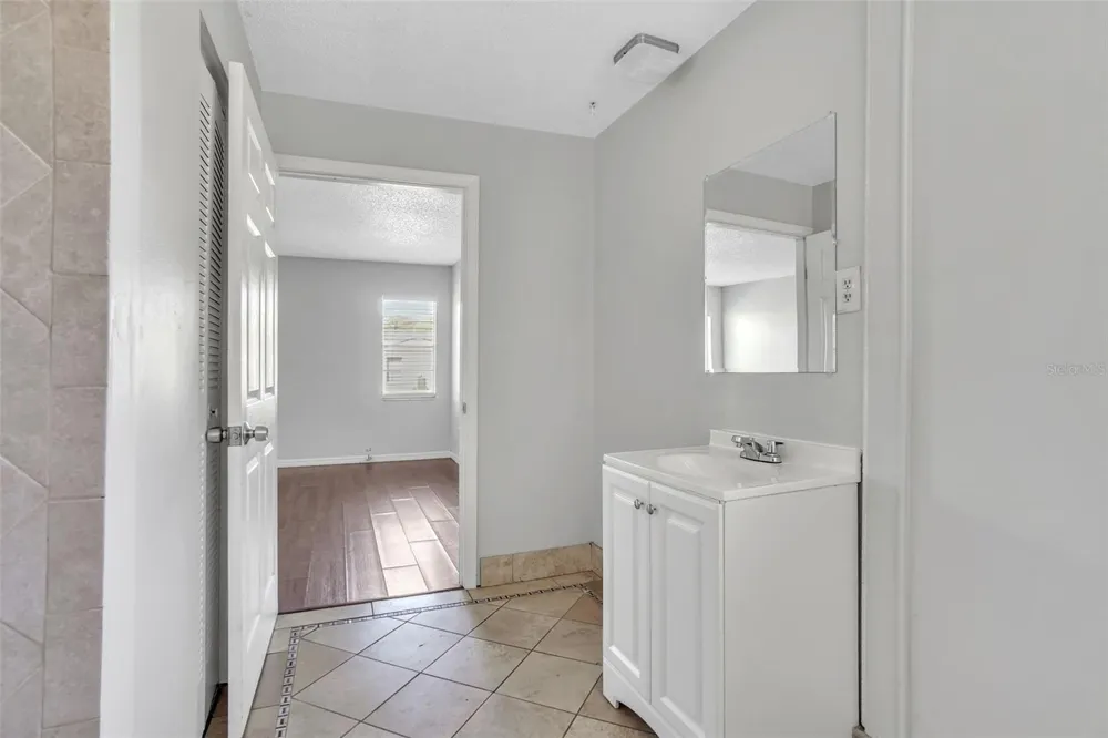 10626 DEERGRASS LANE Orlando, FL 32821