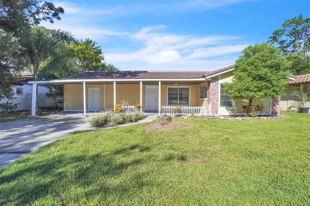 10626 DEERGRASS LANE Orlando, FL 32821