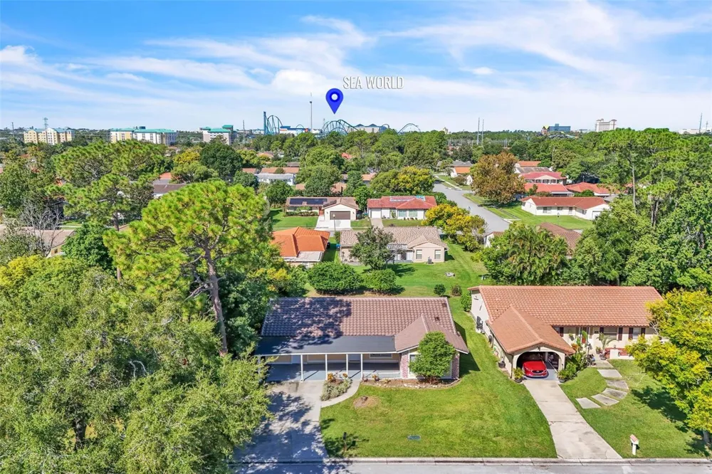 10626 DEERGRASS LANE Orlando, FL 32821