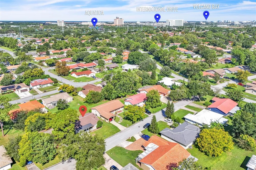 10626 DEERGRASS LANE Orlando, FL 32821