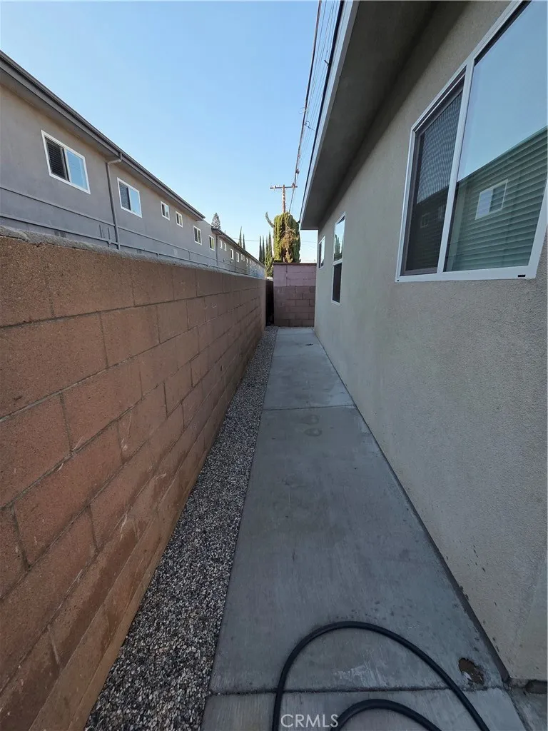 121 North Baymar #B West Covina, CA 91791