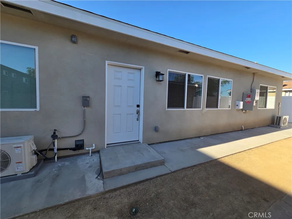 121 North Baymar #B West Covina, CA 91791