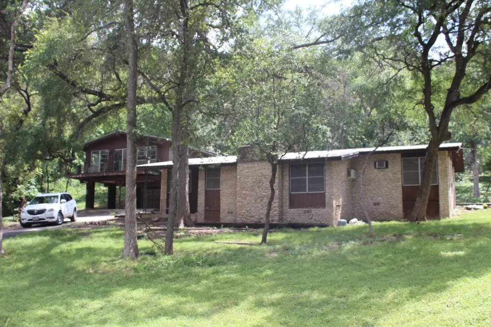 17234 E Reed Parks Road Jonestown, TX 78645