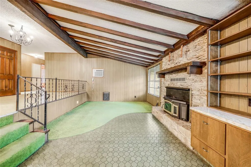 17234 E Reed Parks Road Jonestown, TX 78645