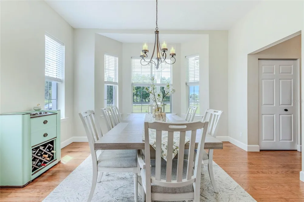 1901 JOSHUA DRIVE Sarasota, FL 34240