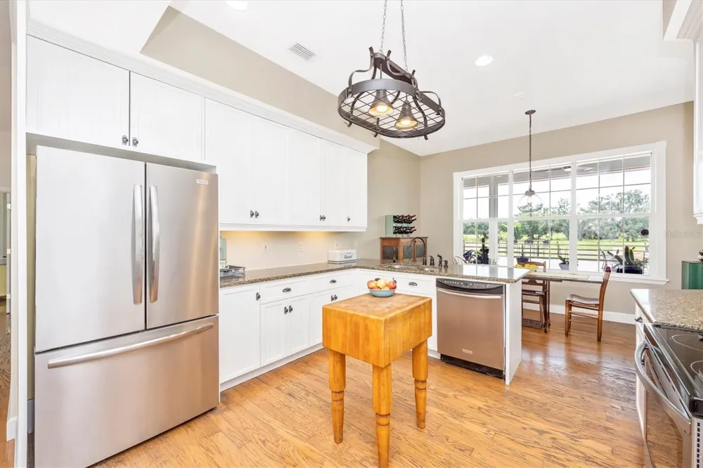 1901 JOSHUA DRIVE Sarasota, FL 34240