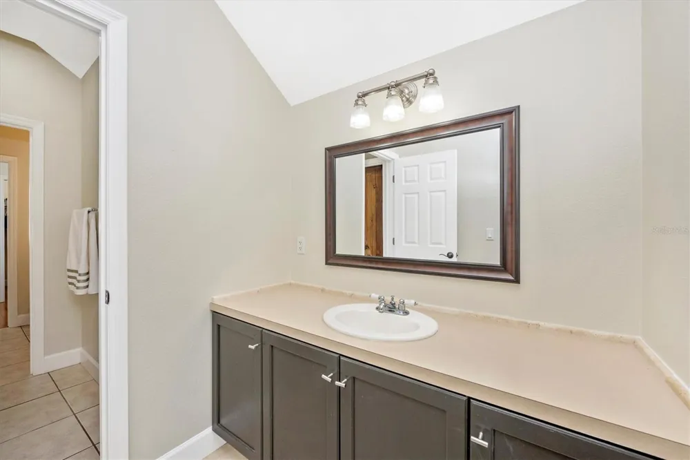 1901 JOSHUA DRIVE Sarasota, FL 34240