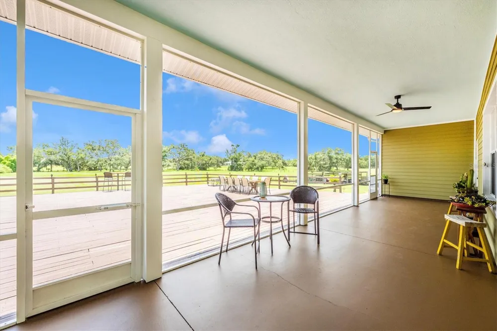 1901 JOSHUA DRIVE Sarasota, FL 34240