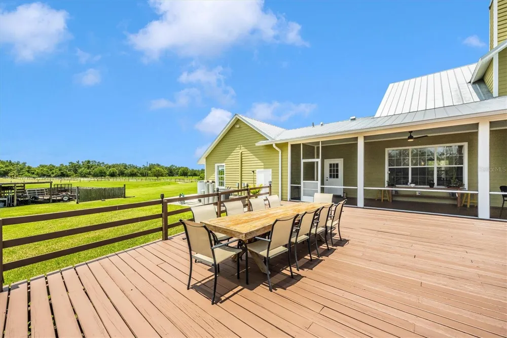 1901 JOSHUA DRIVE Sarasota, FL 34240