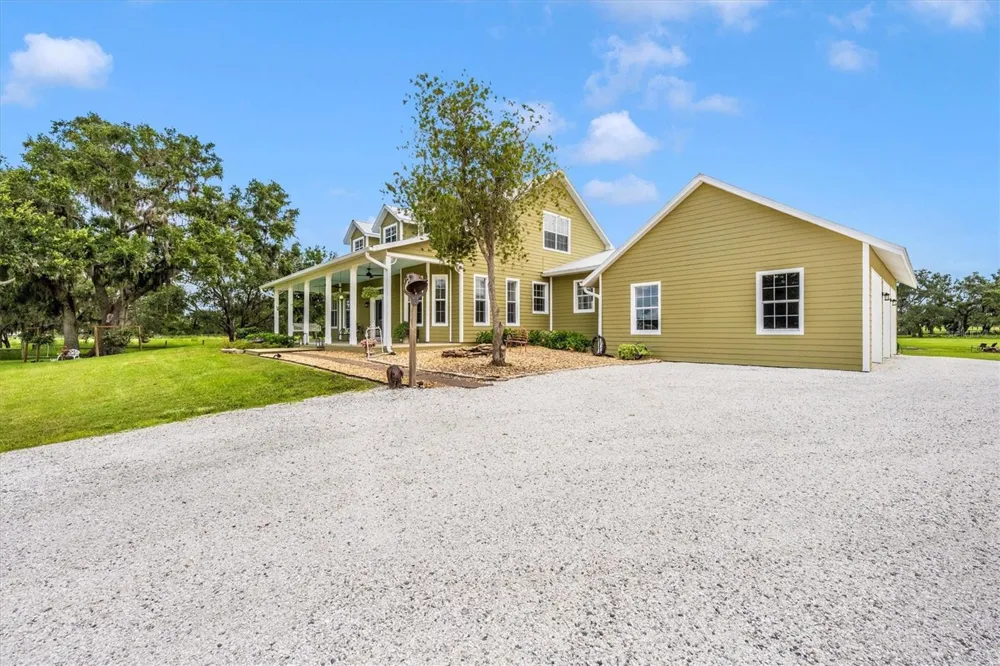 1901 JOSHUA DRIVE Sarasota, FL 34240