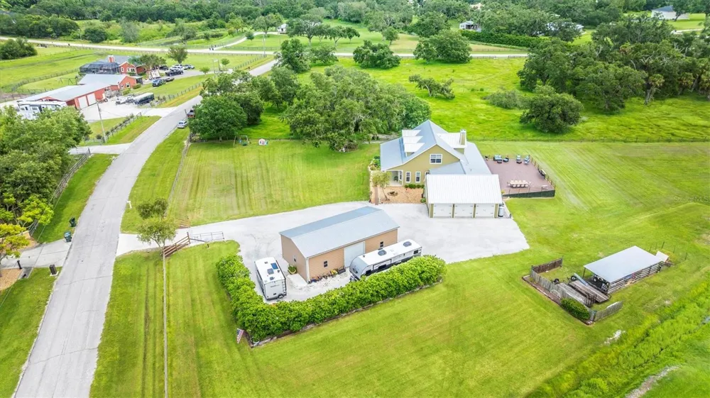 1901 JOSHUA DRIVE Sarasota, FL 34240