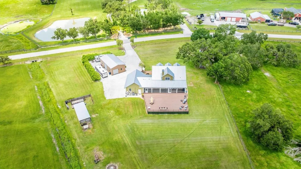 1901 JOSHUA DRIVE Sarasota, FL 34240