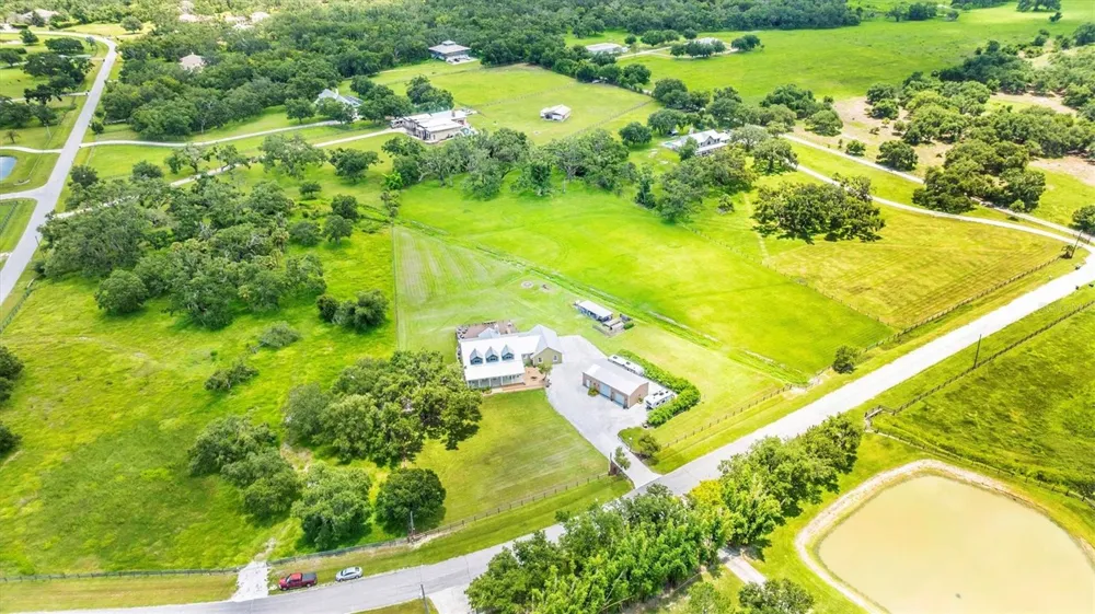 1901 JOSHUA DRIVE Sarasota, FL 34240