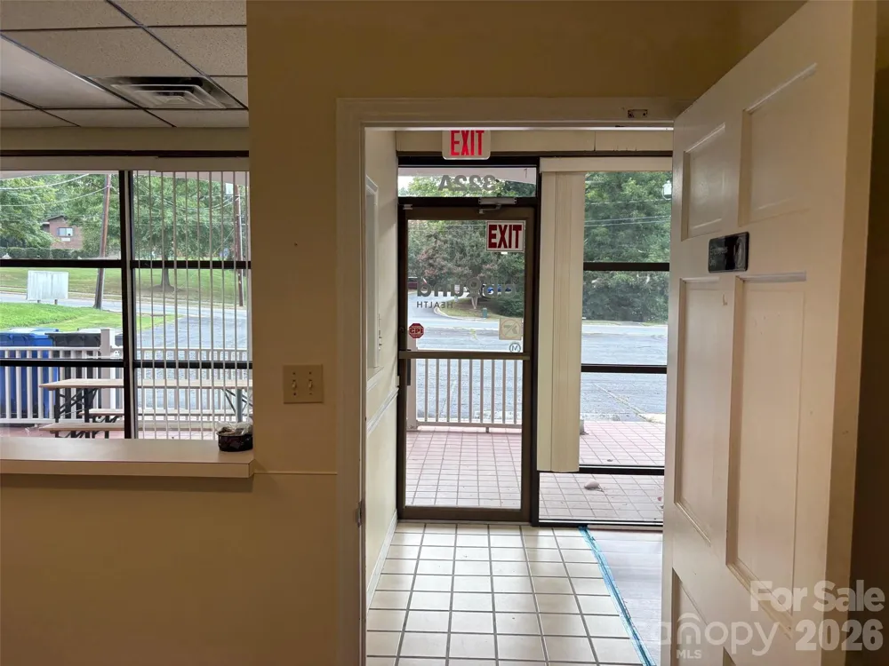 322 E Statesville Avenue Mooresville, NC 28115