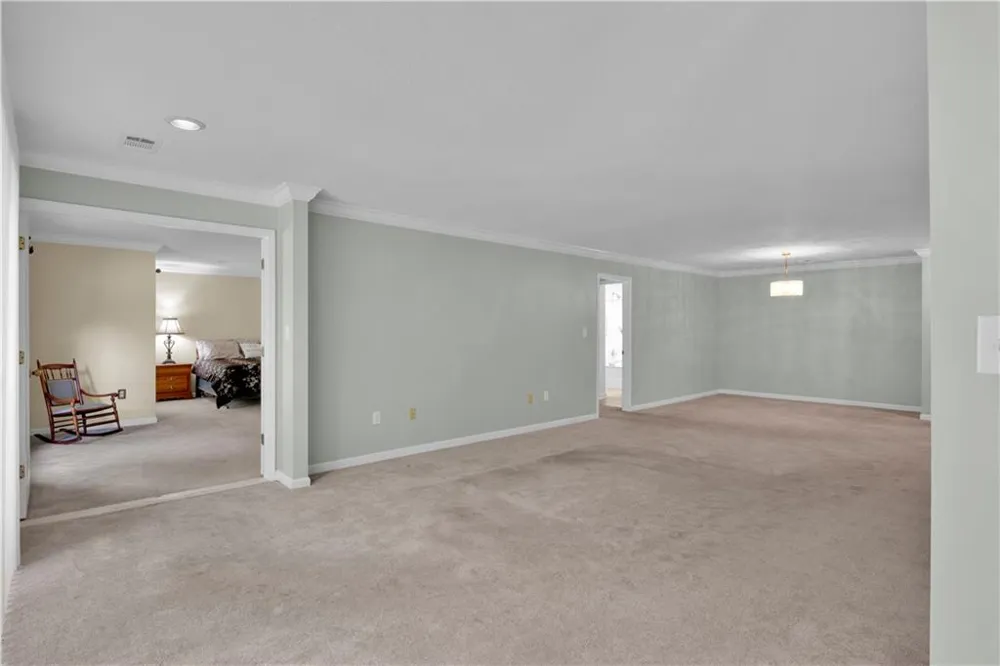 26204 Plantation Drive NE Atlanta, GA 30324