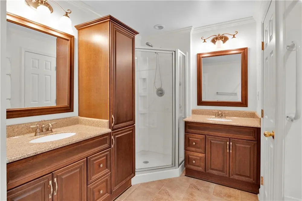26204 Plantation Drive NE Atlanta, GA 30324