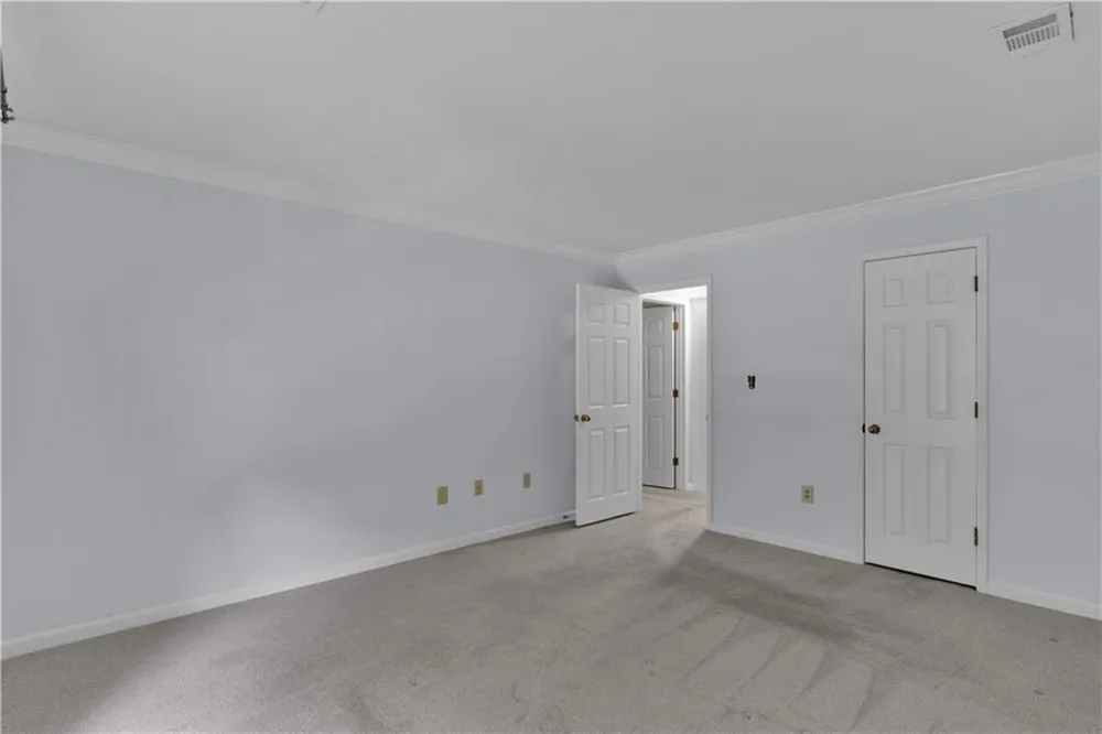 26204 Plantation Drive NE Atlanta, GA 30324