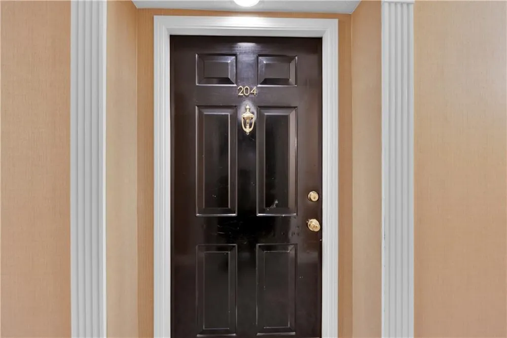 26204 Plantation Drive NE Atlanta, GA 30324
