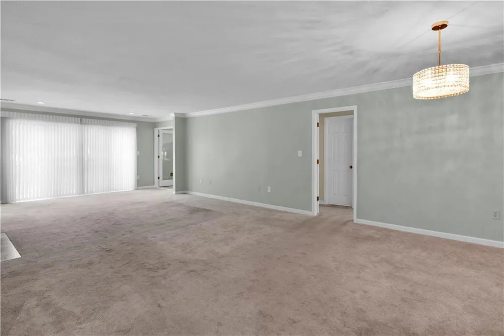 26204 Plantation Drive NE Atlanta, GA 30324