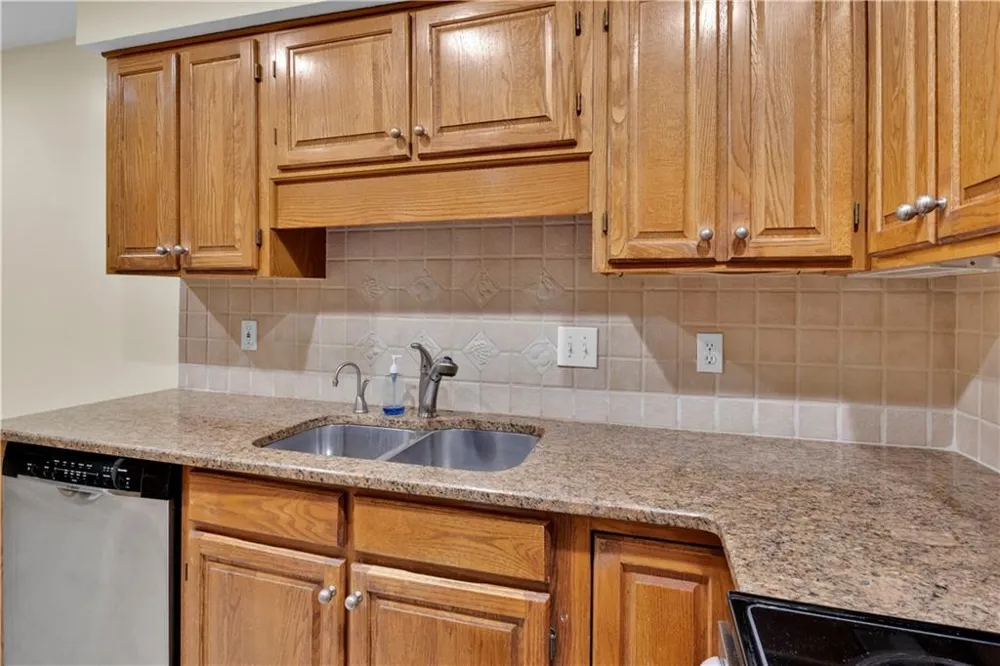 26204 Plantation Drive NE Atlanta, GA 30324