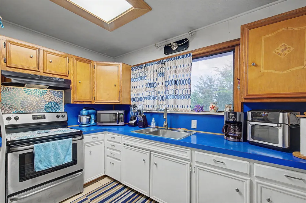 1019 Sunset Drive San Leon, TX 77539