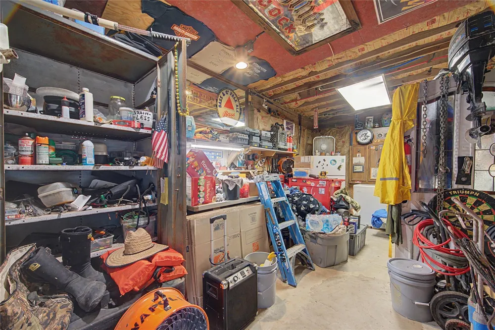 1019 Sunset Drive San Leon, TX 77539