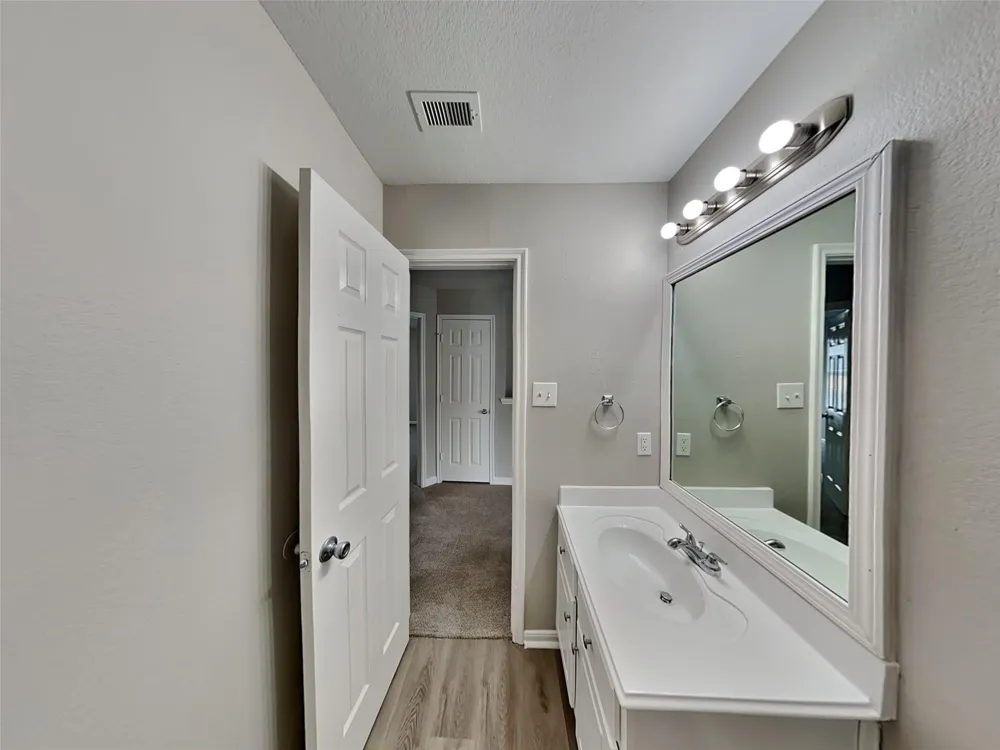 7711 Cypress Edge Drive Cypress, TX 77433