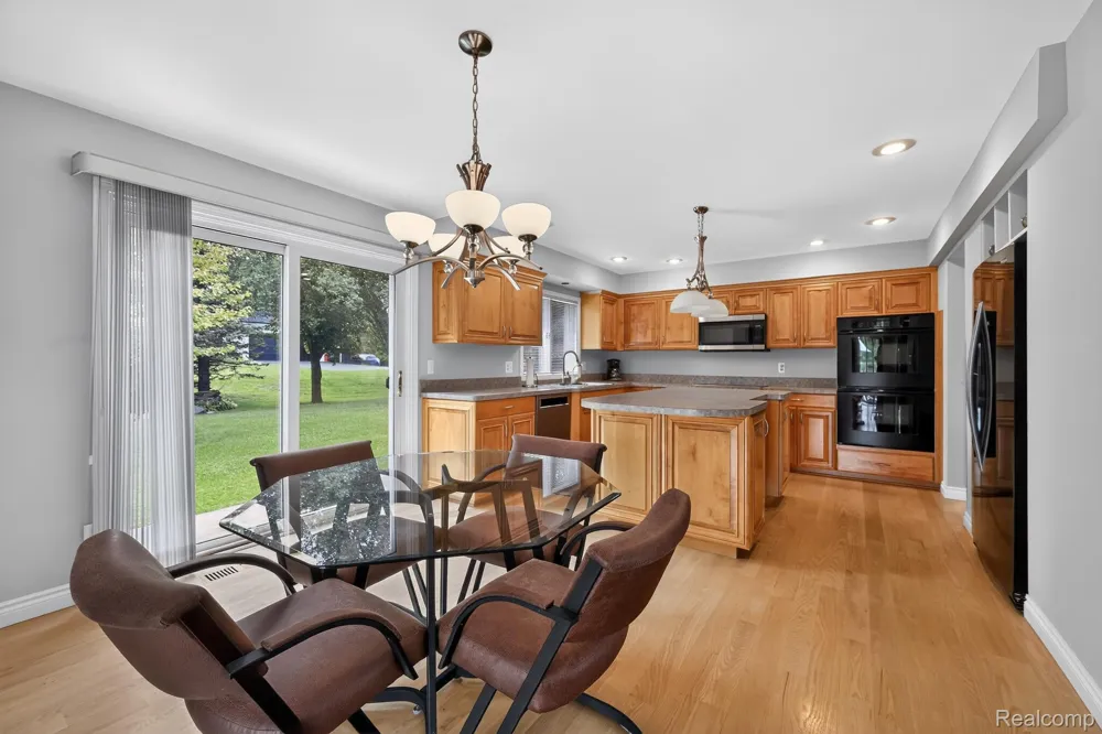 8700 30 Mile Road Washington Township, MI 48095