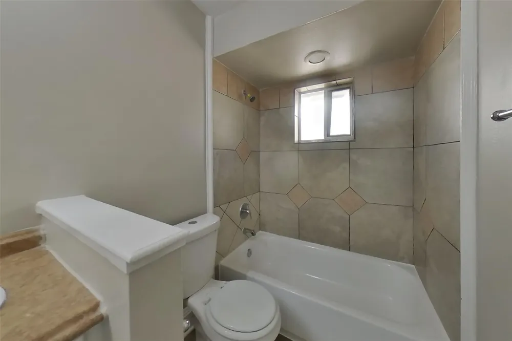 4427 Oakside Drive Houston, TX 77053