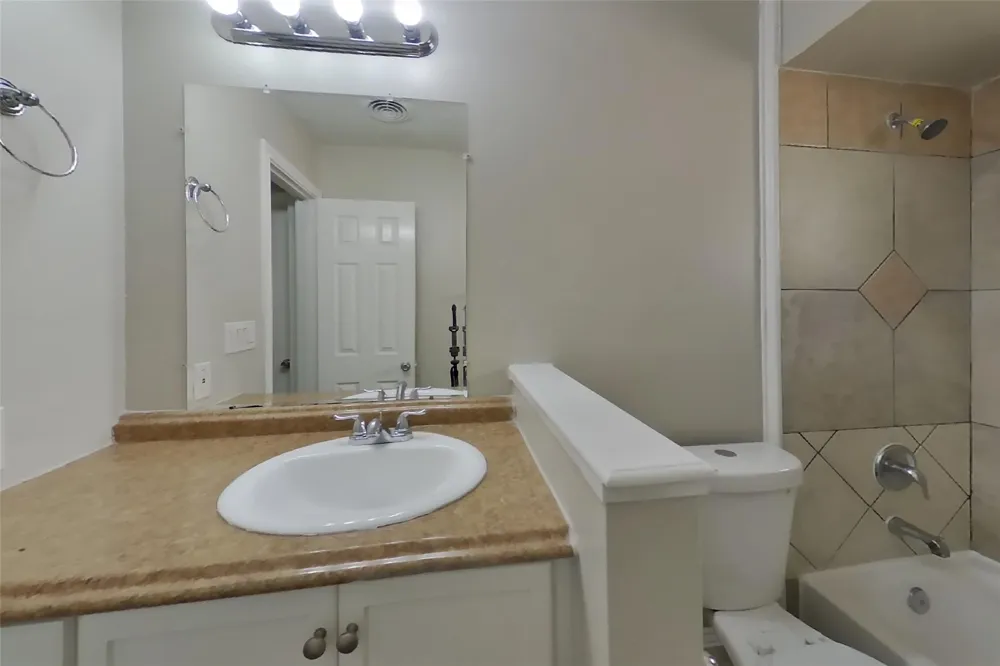 4427 Oakside Drive Houston, TX 77053