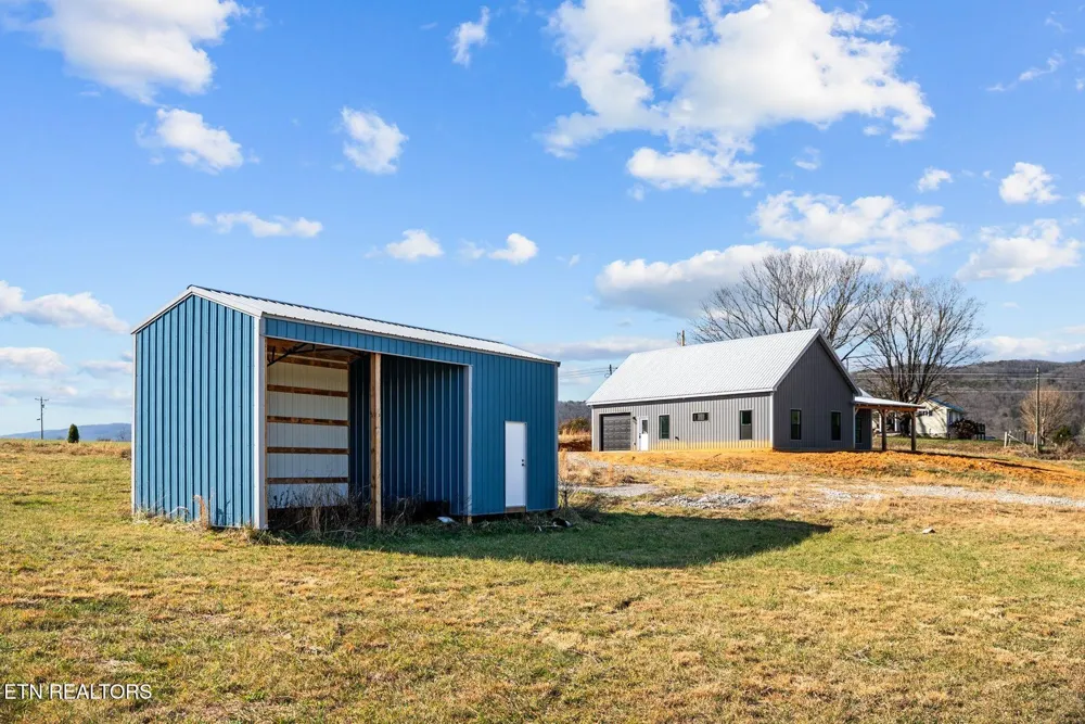 20136 Old State Highway 28 Pikeville, TN 37367