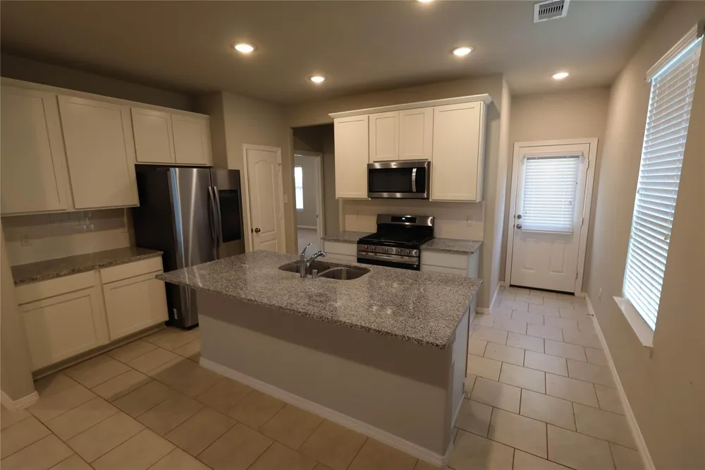 25718 Boxwood Hedge Lane Tomball, TX 77375