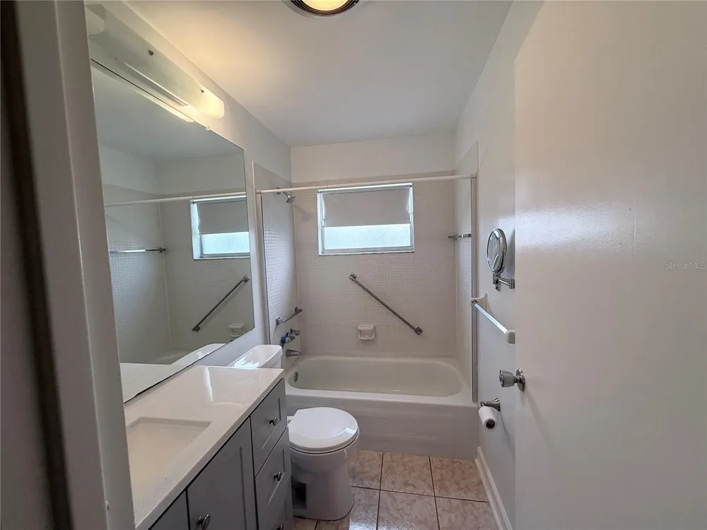 402 DORCHESTER PLACE #44 Sun City Center, FL 33573