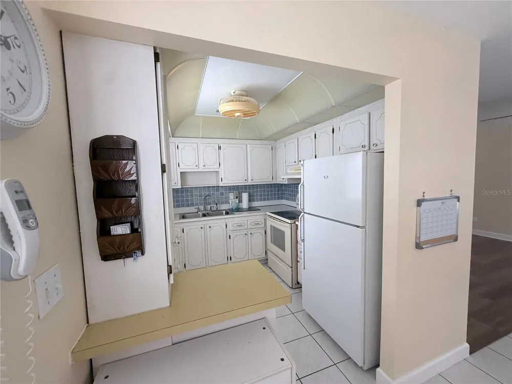 402 DORCHESTER PLACE #44 Sun City Center, FL 33573