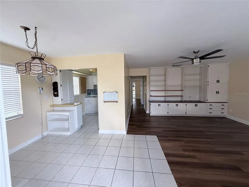 402 DORCHESTER PLACE #44 Sun City Center, FL 33573