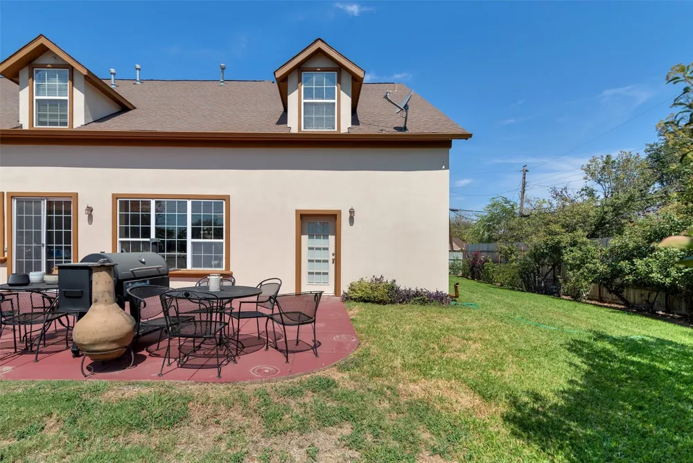 2720 Oates Drive Mesquite, TX 75150