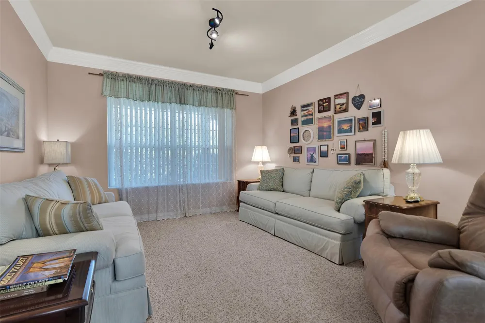 2720 Oates Drive Mesquite, TX 75150