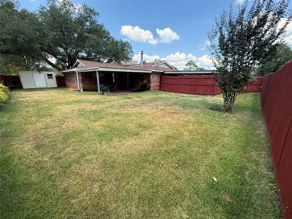 2500 Melrose Bossier City, LA 71111
